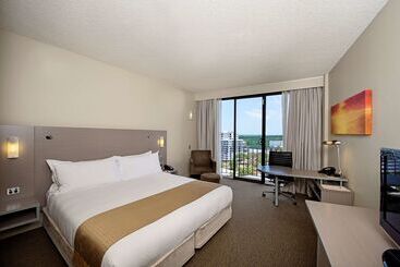 هتل Hilton Garden Inn Darwin