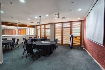 هتل Hilton Garden Inn Darwin
