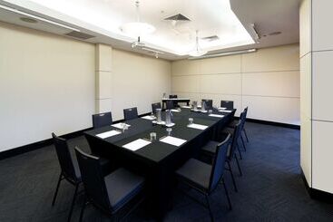 هتل Hilton Garden Inn Darwin