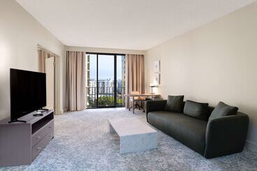 هتل Hilton Garden Inn Darwin