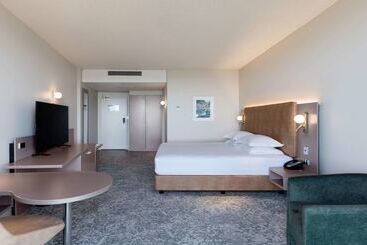 هتل Hilton Garden Inn Darwin