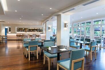 هتل Hilton Garden Inn Darwin