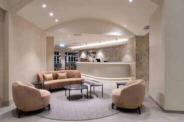 هتل Hilton Garden Inn Darwin