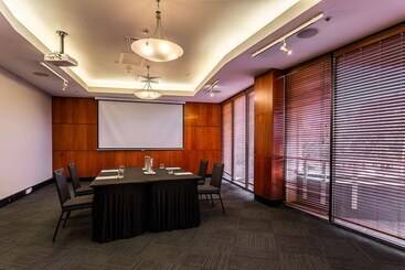 هتل Hilton Garden Inn Darwin
