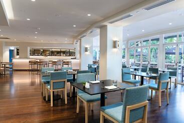 هتل Hilton Garden Inn Darwin