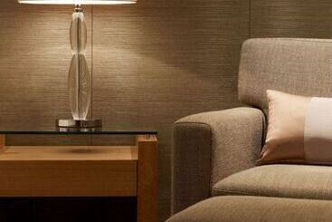هتل Residence On Langley Park