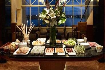 هتل Residence On Langley Park