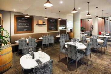 هتل Ibis Perth