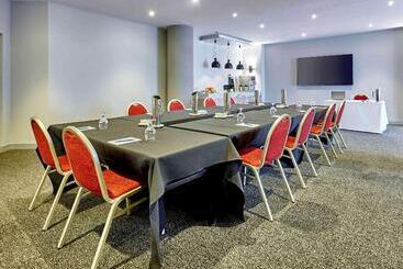 هتل Ibis Perth