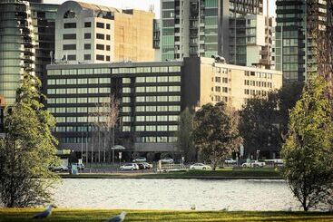 هتل Mercure Melbourne Albert Park