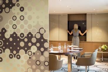 هتل Mercure Melbourne Albert Park