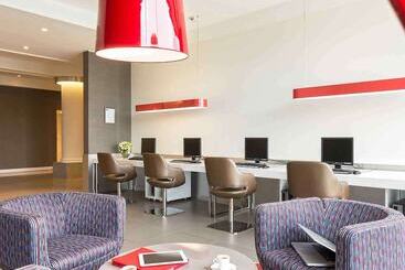 هتل Mercure Melbourne Albert Park