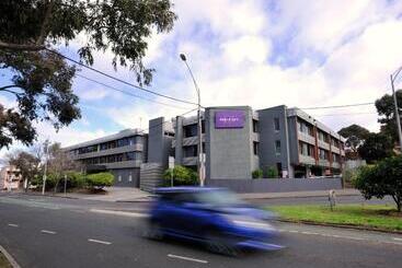 هتل Mercure North Melbourne