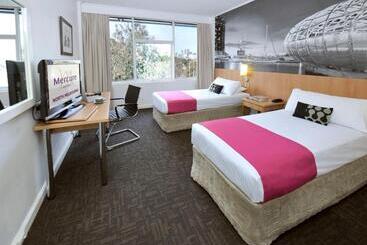 هتل Mercure North Melbourne