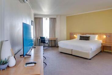 هتل Mercure North Melbourne