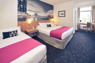 هتل Mercure North Melbourne
