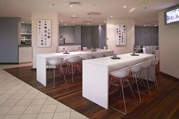 هتل Mercure Welcome Melbourne