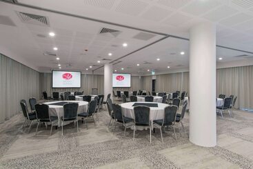 Metro Hotel Perth