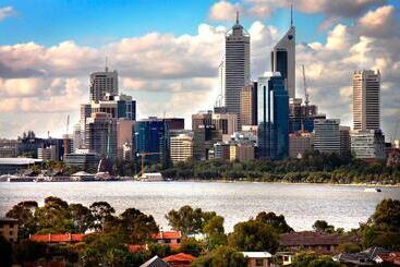 Metro Hotel Perth