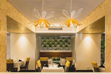 Metro Hotel Perth