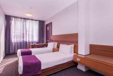 Quality Hotel Ambassador Perth