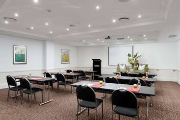 هتل Rydges Camperdown
