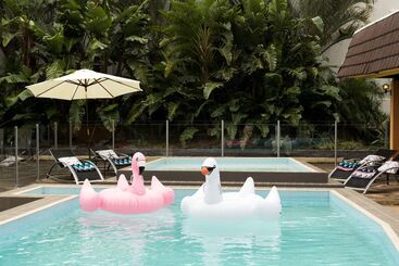 هتل Rydges Camperdown