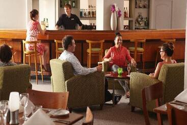 هتل Rydges Camperdown
