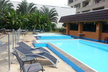 هتل Rydges Camperdown