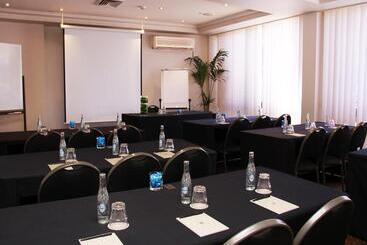هتل Rydges Camperdown