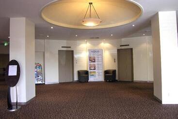 هتل Rydges Camperdown