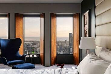 Отель Sofitel Melbourne On Collins