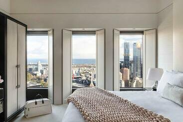 Отель Sofitel Melbourne On Collins