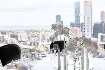 Отель Sofitel Melbourne On Collins