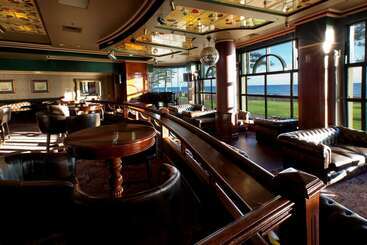 هتل Stamford Grand Adelaide