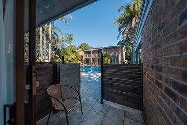 هتل The Select Inn Gosford