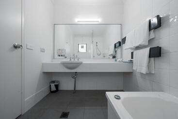 هتل The Select Inn Gosford