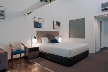 هتل The Select Inn Gosford