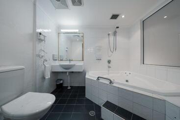 هتل The Select Inn Gosford