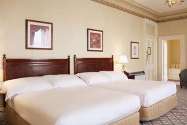 هتل The Windsor
