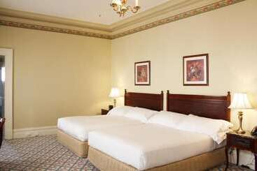هتل The Windsor