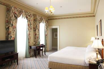 هتل The Windsor