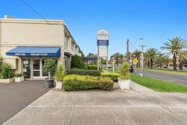 مُتل Alexander Motor Inn