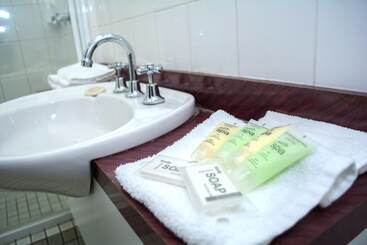 مُتل Alexander Motor Inn