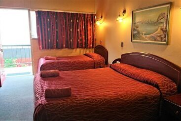 New Olympic Motel