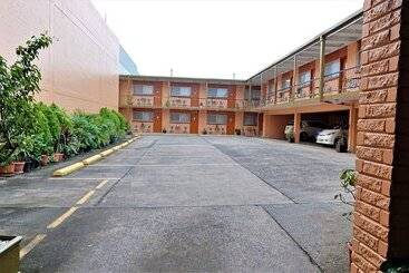 New Olympic Motel