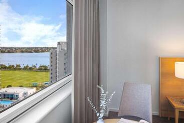 Novotel Perth Langley