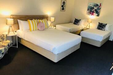 استراحتگاه Greenmount Beach House