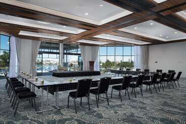 استراحتگاه Sails Port Macquarie By Rydges