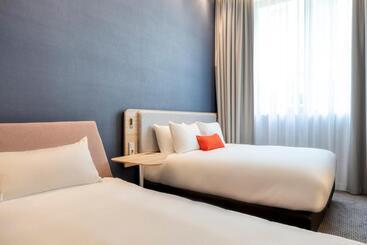 Holiday Inn Express Antwerp - City Centre, an IHG Hotel